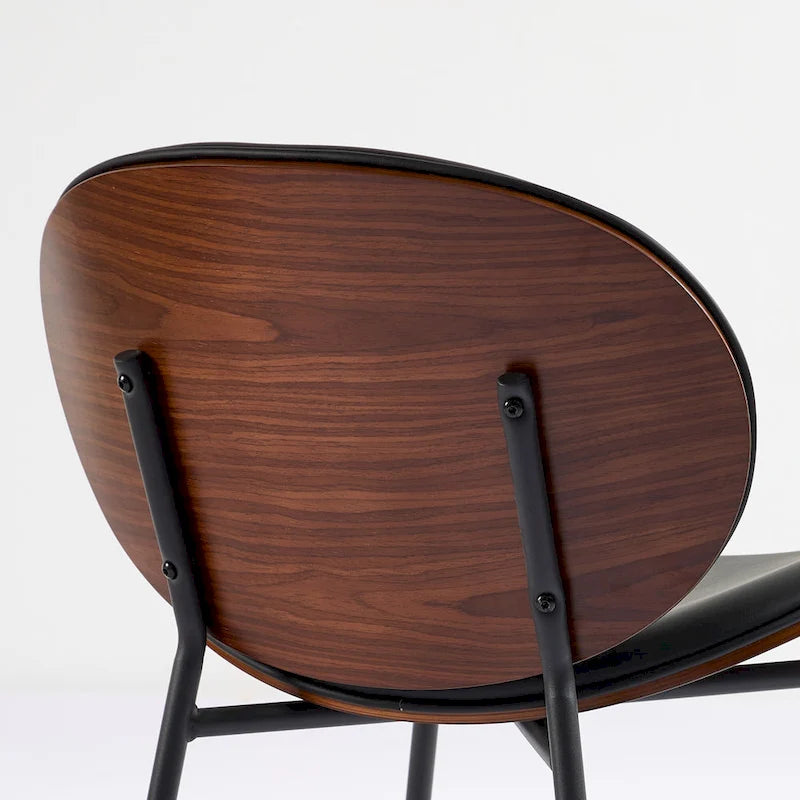 Poltrona decorativa in pelle PU con struttura in legno, nera