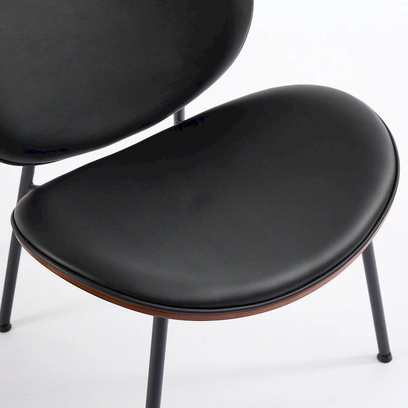 Poltrona decorativa in pelle PU con struttura in legno, nera