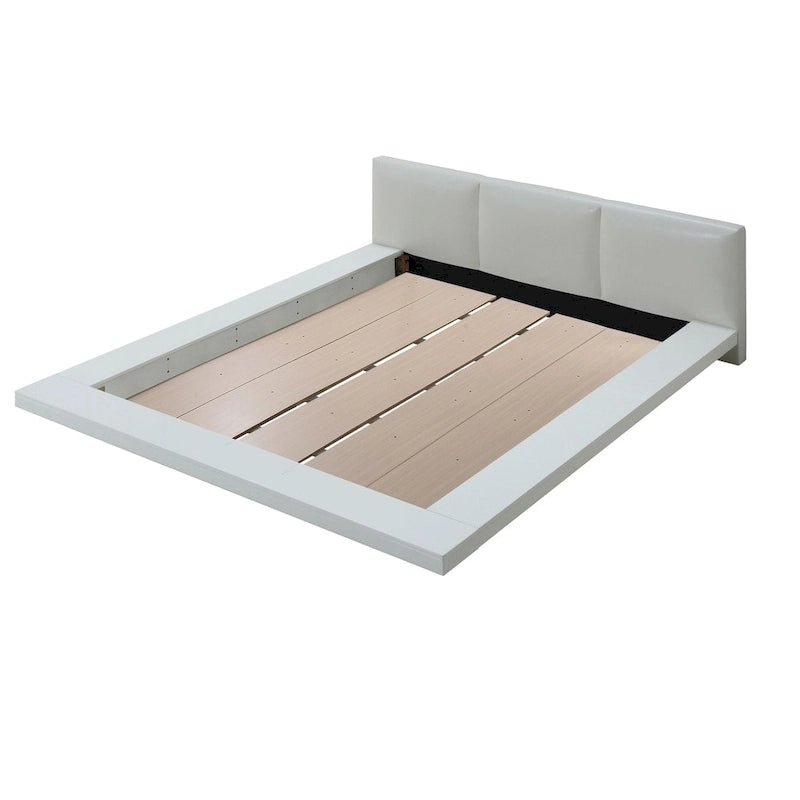 Cama tapizada blanca brillante de perfil bajo