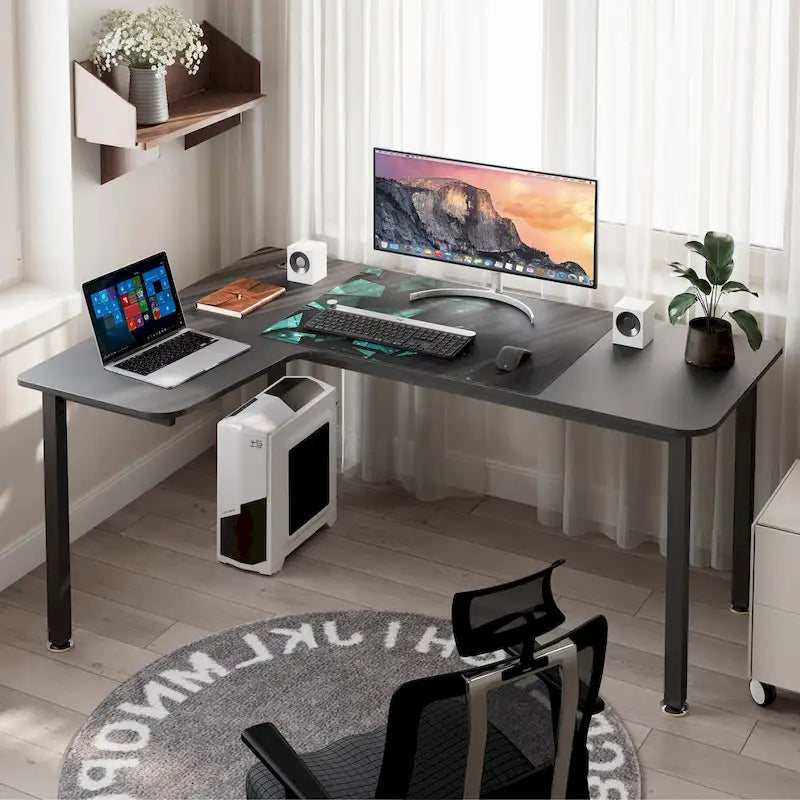 Narożne biurko w kształcie litery L z podkładką pod mysz