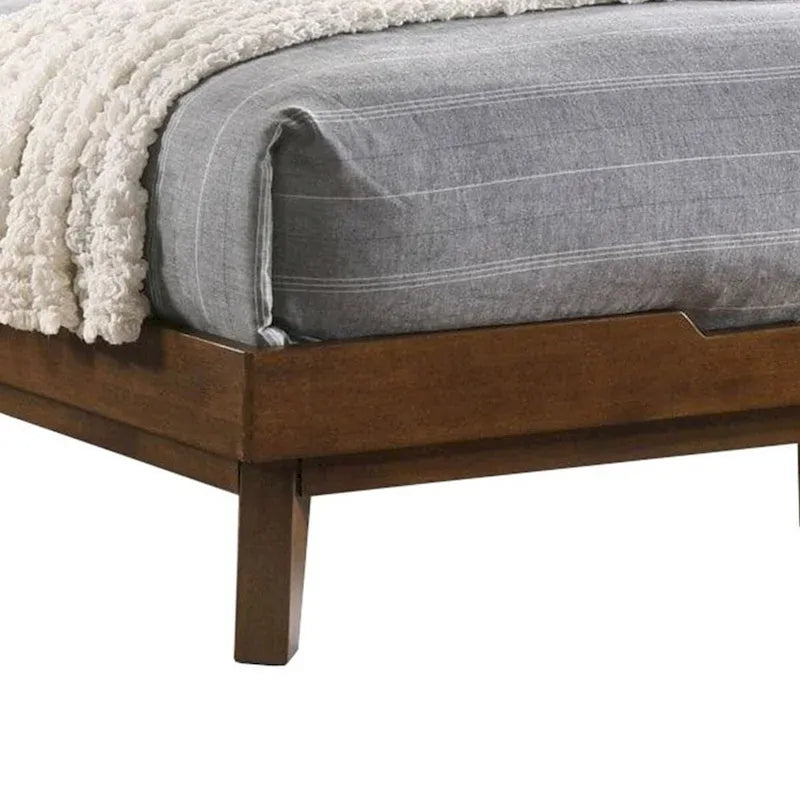 Cama Queen con cabecero alto de patrón de chevron, madera maciza color nogal