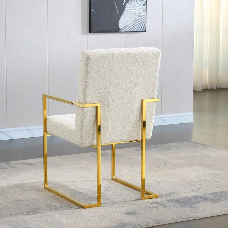 Moderner Samt-Esszimmerstuhl mit Armlehnen, Steppdesign und Edelstahlgestell mit Gold-Finish
